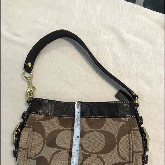 Coach - Picture 2 of 4